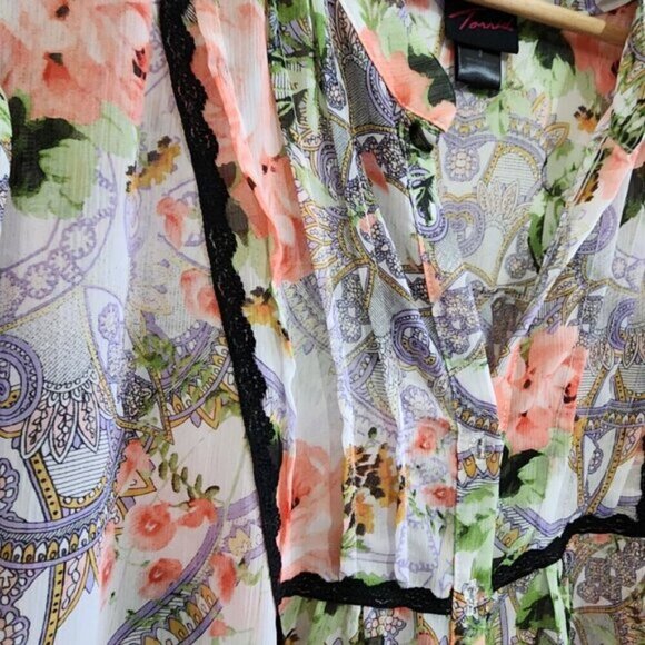 Torrid Vintage Plus Size Victorian Peasant Style Floral Pleated Blouse Size 2X - Picture 11 of 16